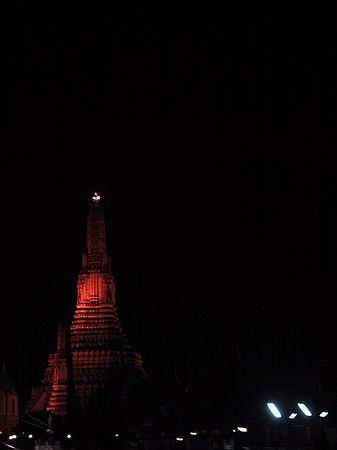 Bangkok temples at night.